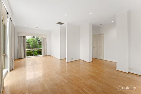 Property photo of 6 Tucker Way Macleod VIC 3085