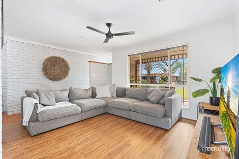 Property photo of 3 Brampton Court Kawungan QLD 4655