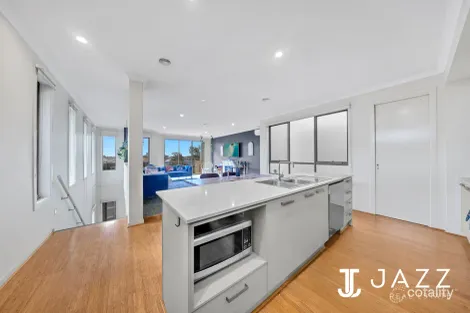 Property photo of 5 Redcape Lane Point Cook VIC 3030