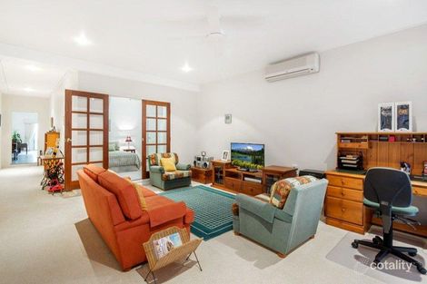 Property photo of 2/215 Esplanade Pialba QLD 4655