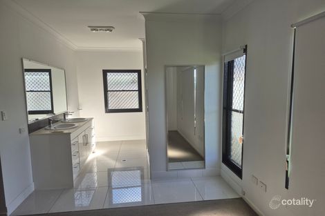 Property photo of 44 Bauhinia Street Boyne Island QLD 4680