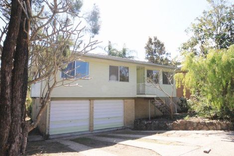 25 Brownie St, Jamboree Heights, QLD 4074