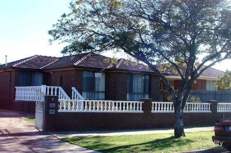 Property photo of 3 Leilani Grove Thomastown VIC 3074