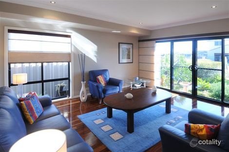 Property photo of 13 Taine Court Yamba NSW 2464