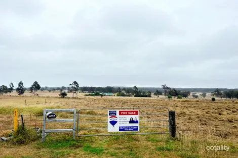 Property photo of 69 James Road Goombungee QLD 4354