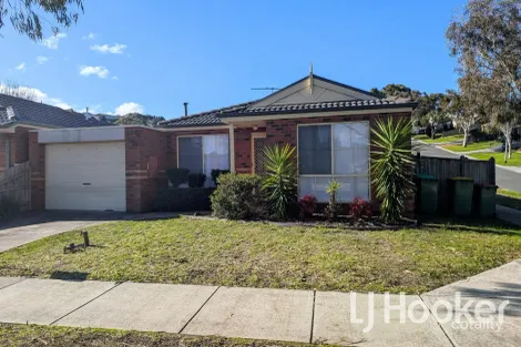 36 Balmoral Way, Pakenham, VIC 3810
