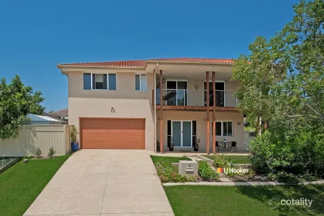 8 Marsh Pde, North Lakes, QLD 4509