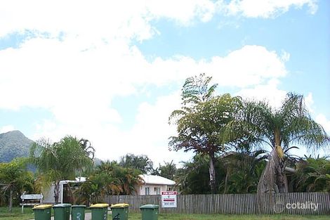 Property photo of 1/20 Robert Road Bentley Park QLD 4869