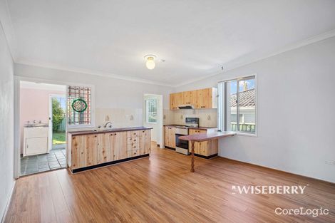 Property photo of 96 Catherine Street Mannering Park NSW 2259