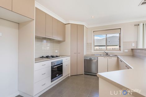 Property photo of 17 Ted Richards Street Casey ACT 2913