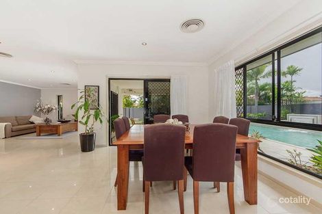 Property photo of 7 Calmwater Crescent Helensvale QLD 4212