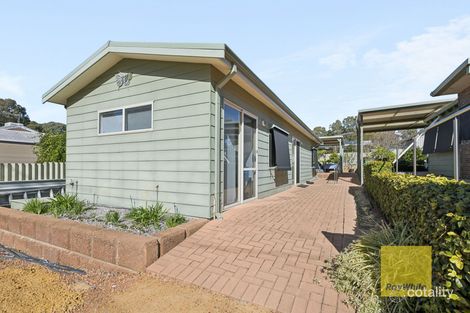Property photo of 8 Flora Terrace Lesmurdie WA 6076