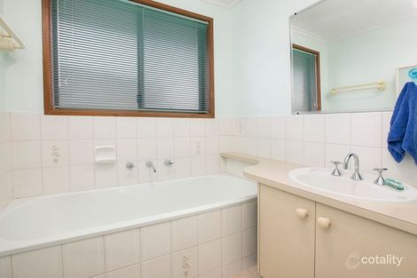 Property photo of 2/24 Princess Maria Place Hampton Park VIC 3976