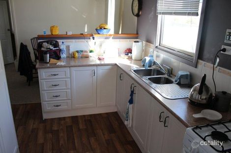 Property photo of 2 Fish Parade Gormans Hill NSW 2795