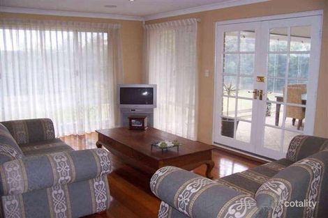 Property photo of 9 Beaufortia Crescent Ellenbrook WA 6069