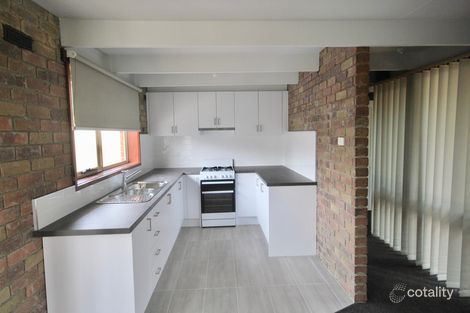 Property photo of 2/22 Alexander Street Cranbourne VIC 3977