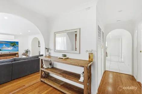 Property photo of 47 Banks Drive St Clair NSW 2759