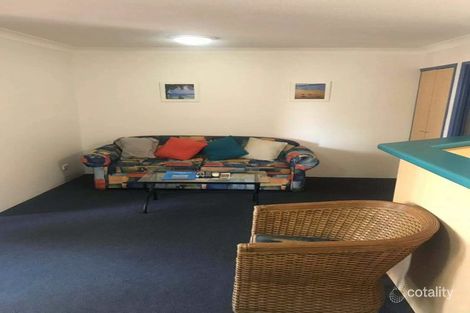 Property photo of 11/11-17 Philip Avenue Broadbeach QLD 4218