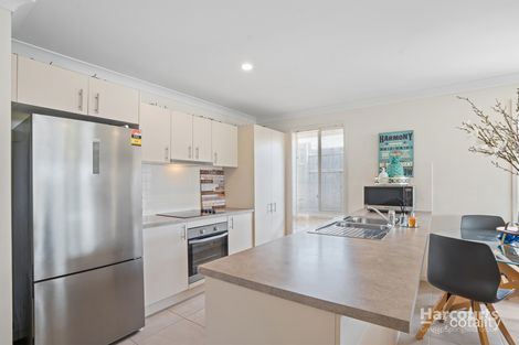 Property photo of 5 Napier Circuit Silkstone QLD 4304