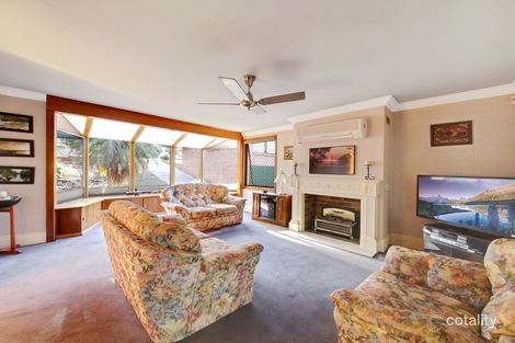 Property photo of 32 Greenoaks Avenue Bradbury NSW 2560