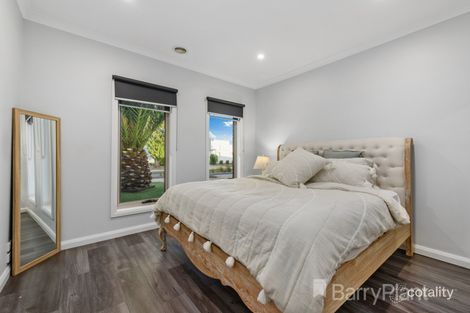 Property photo of 2 Bronzewing Street Williams Landing VIC 3027