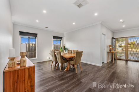 Property photo of 2 Bronzewing Street Williams Landing VIC 3027