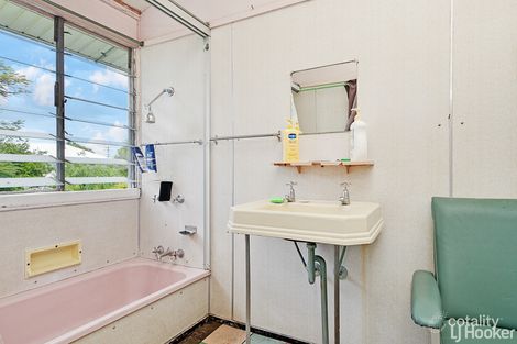 Property photo of 11 Herbert Street Wandal QLD 4700