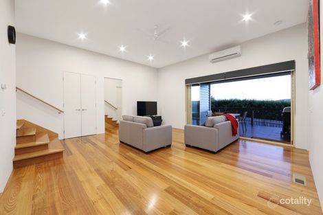 Property photo of 2/5 Blucher Street Ferntree Gully VIC 3156