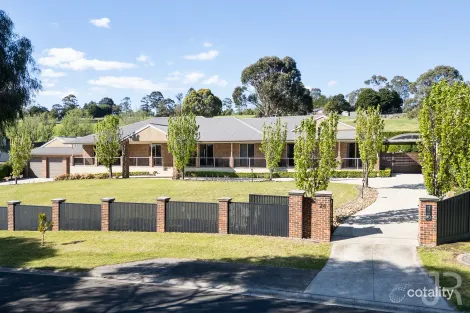 24 Aranmore Cres, Narre Warren North, VIC 3804