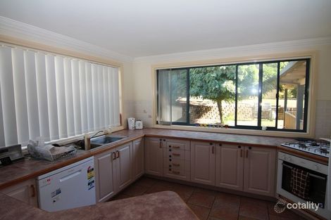 Property photo of 16 Lister Drive Orange NSW 2800