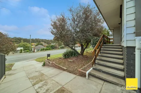 Property photo of 16 Specimen Hill Road Golden Square VIC 3555