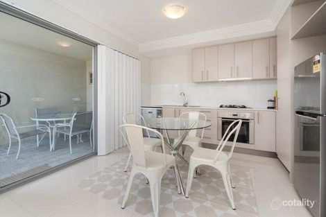 Property photo of 2/8 Nemagold Grove Coogee WA 6166