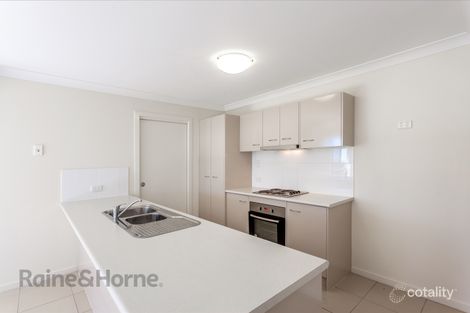 Property photo of 24 Wandoo Crescent Westbrook QLD 4350