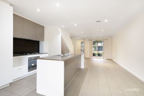 Property photo of 17 Newcastle Drive Mulgrave VIC 3170
