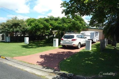 Property photo of 18 Deagon Drive Runaway Bay QLD 4216