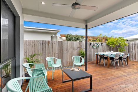 Property photo of 10 Banks Crescent Baringa QLD 4551
