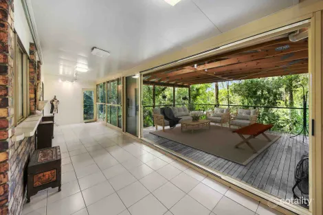 Property photo of 351 Connection Road Mooloolah Valley QLD 4553