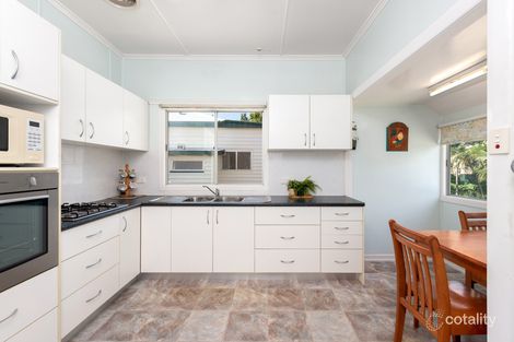 Property photo of 22 Hefferan Street Fairfield QLD 4103