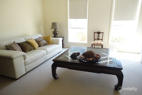 Property photo of 6 Shimmerlake Close Point Cook VIC 3030