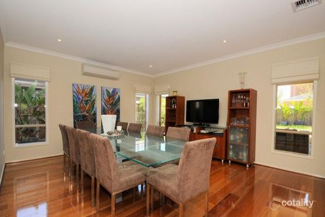 Property photo of 140 Lake View Boulevard Keysborough VIC 3173