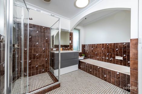 Property photo of 11 Bindon Place Wanniassa ACT 2903