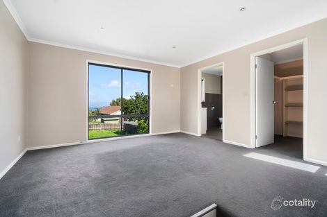 Property photo of 43 Capes Road Lakes Entrance VIC 3909