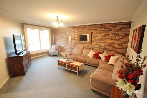 Property photo of 23 Benjamin Circuit Hunterview NSW 2330