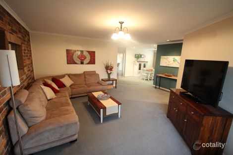 Property photo of 23 Benjamin Circuit Hunterview NSW 2330