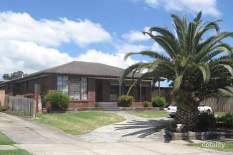 8 Greenshank Ct, Carrum Downs, VIC 3201