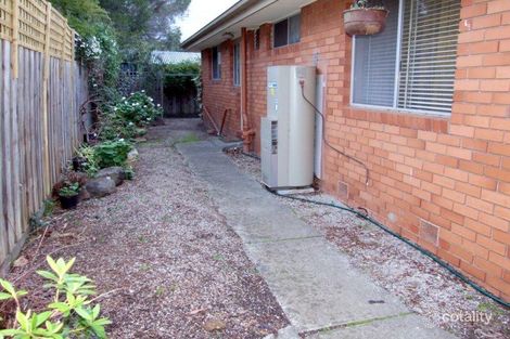 Property photo of 2/68 Shafer Road Blackburn North VIC 3130
