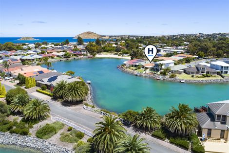 Property photo of 13 Windjammer Court Encounter Bay SA 5211