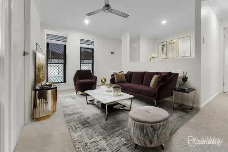 Property photo of 9 Solar Circuit Spring Mountain QLD 4300
