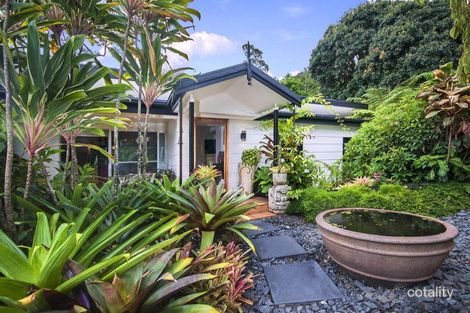 66 Hutchinson St, Whitfield, QLD 4870