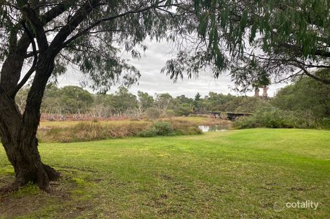 Property photo of 17 Wilson Avenue Quindalup WA 6281